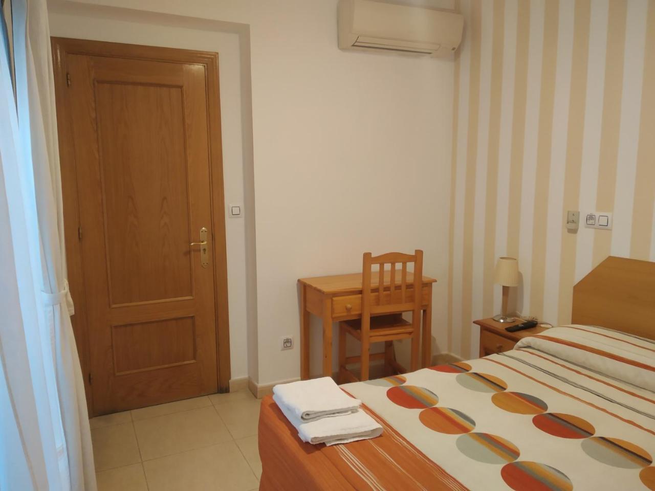Pension Dominguez Madri Exterior foto