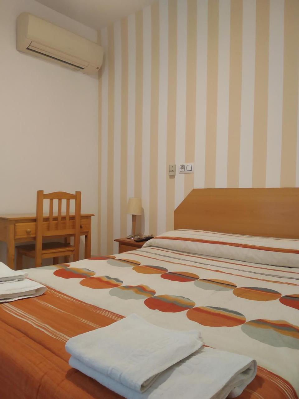 Pension Dominguez Madri Exterior foto